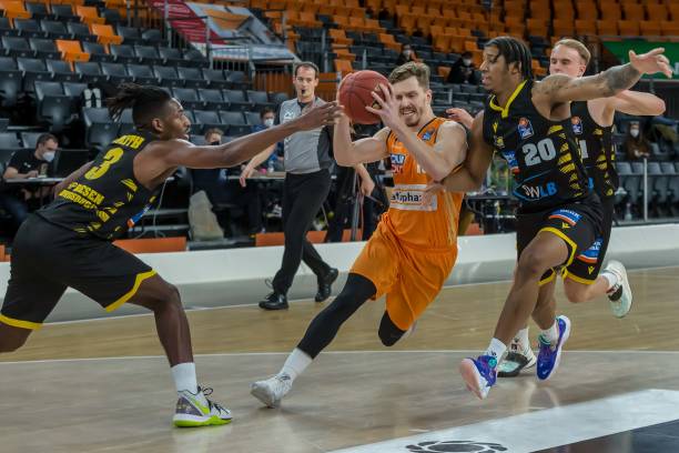 再战萨巴伦 再战萨巴伦